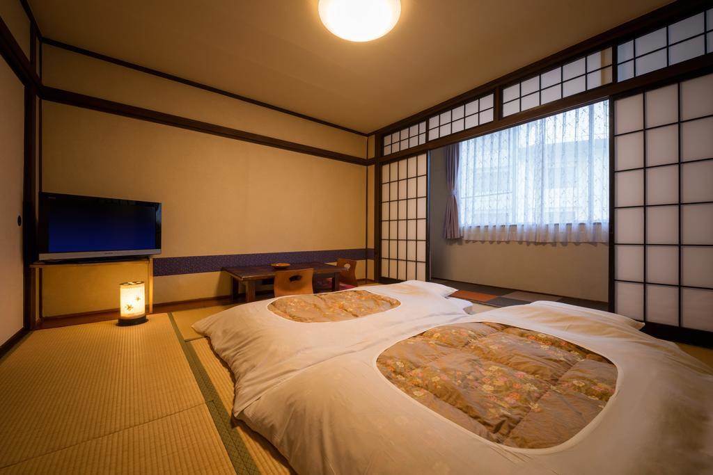 Hananoyu Sendai Room photo
